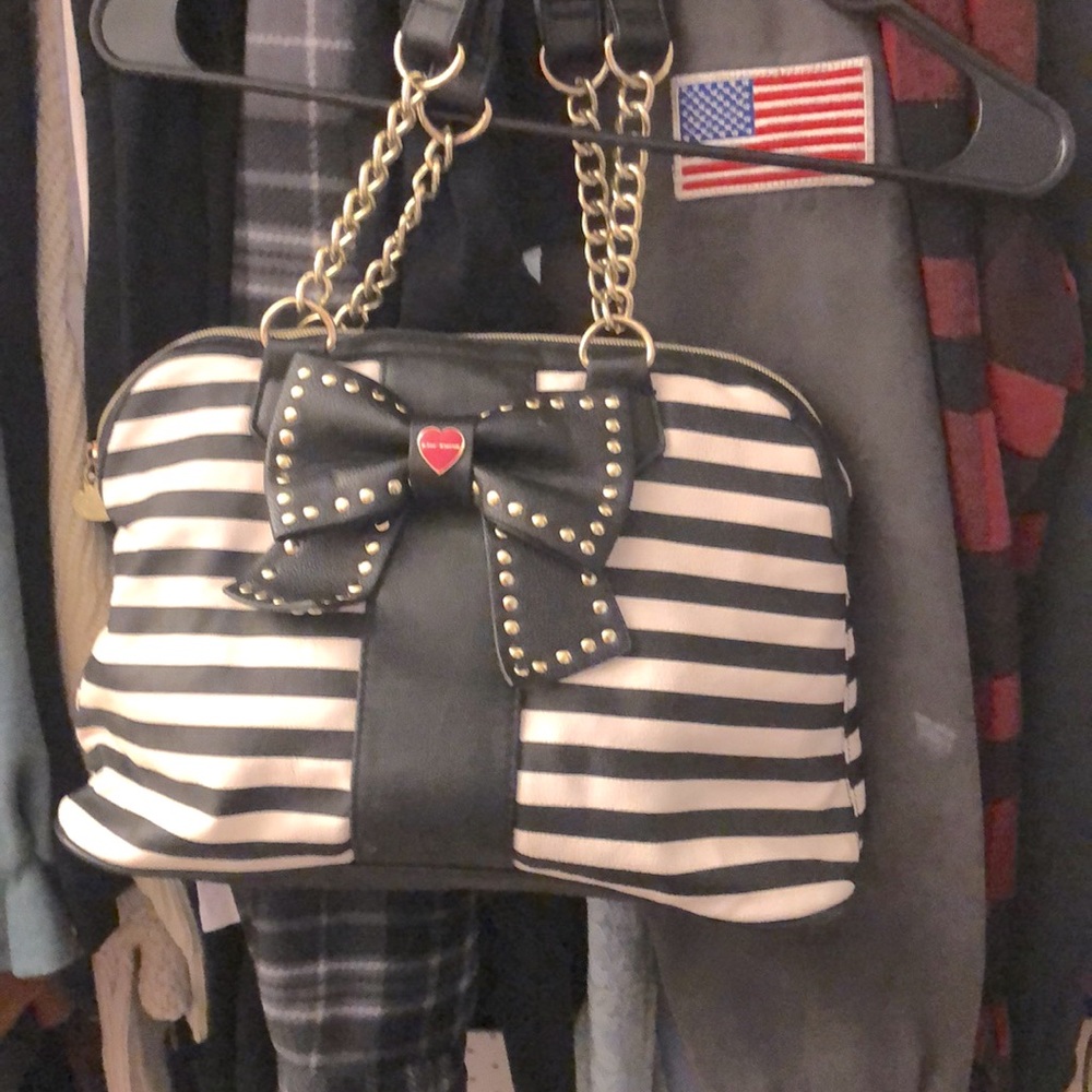 Betsey bow bag
